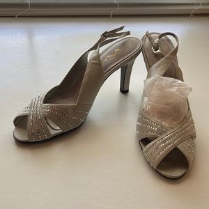Nina silver/rhinestone heels- Size 9